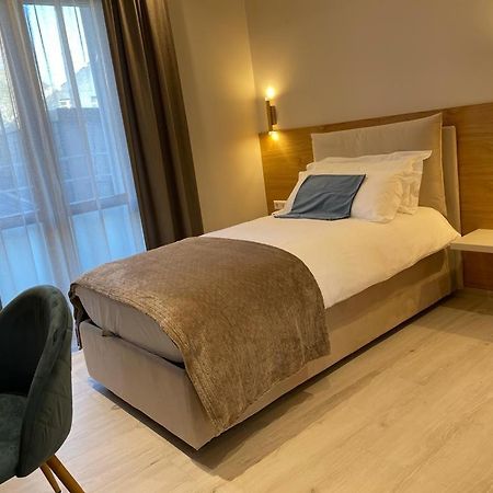 Albergo Aida ลักเซมเบิร์ก ภายนอก รูปภาพ